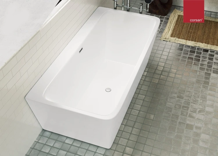 Wanna przyścienna wolnostojąca corsan e019 iseo 150 cm z szeroką krawędzią i wykończeniem chrom