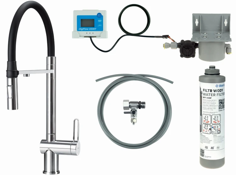 Bateria kuchenna z zestawem do filtracji wody  z elastyczną wylewką