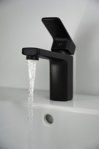 Bateria umywalkowa stojąca Maro nero czarna Deante