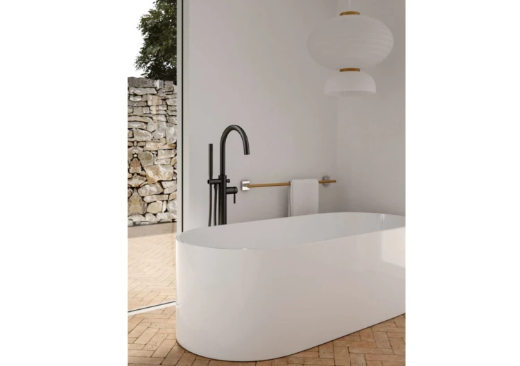 Bateria wannowa wolnostojąca Roxin Black KOHLMAN QF1165RB czarna