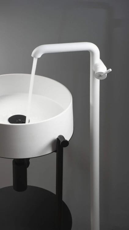 Bateria umywalkowa wolnostojąca Silia Deante bianco biała