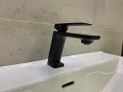 Bateria umywalkowa corsan cmb7111bl trino